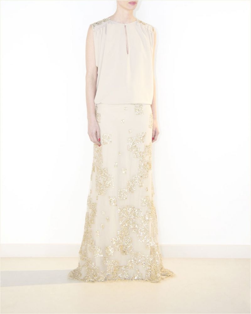 VESTIDO LARO PAILLETES NUDE DELANTE